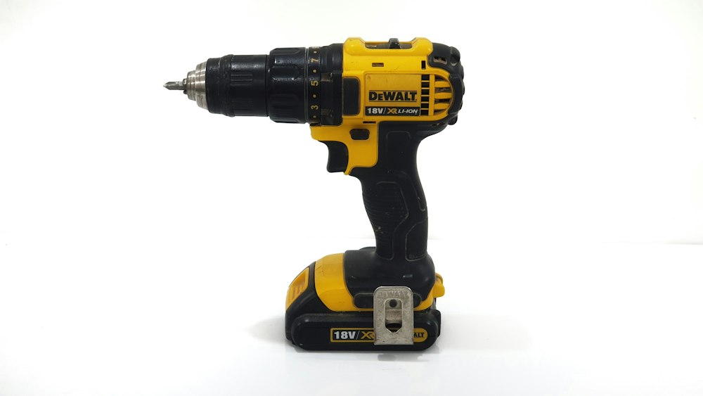 KitHomeDepot Brushless Cordless Compact Reciprocating Saw Kit with 4 Cutting Blades